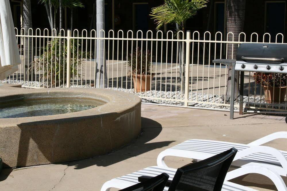 Billabong Lodge Motel Townsville Eksteriør billede