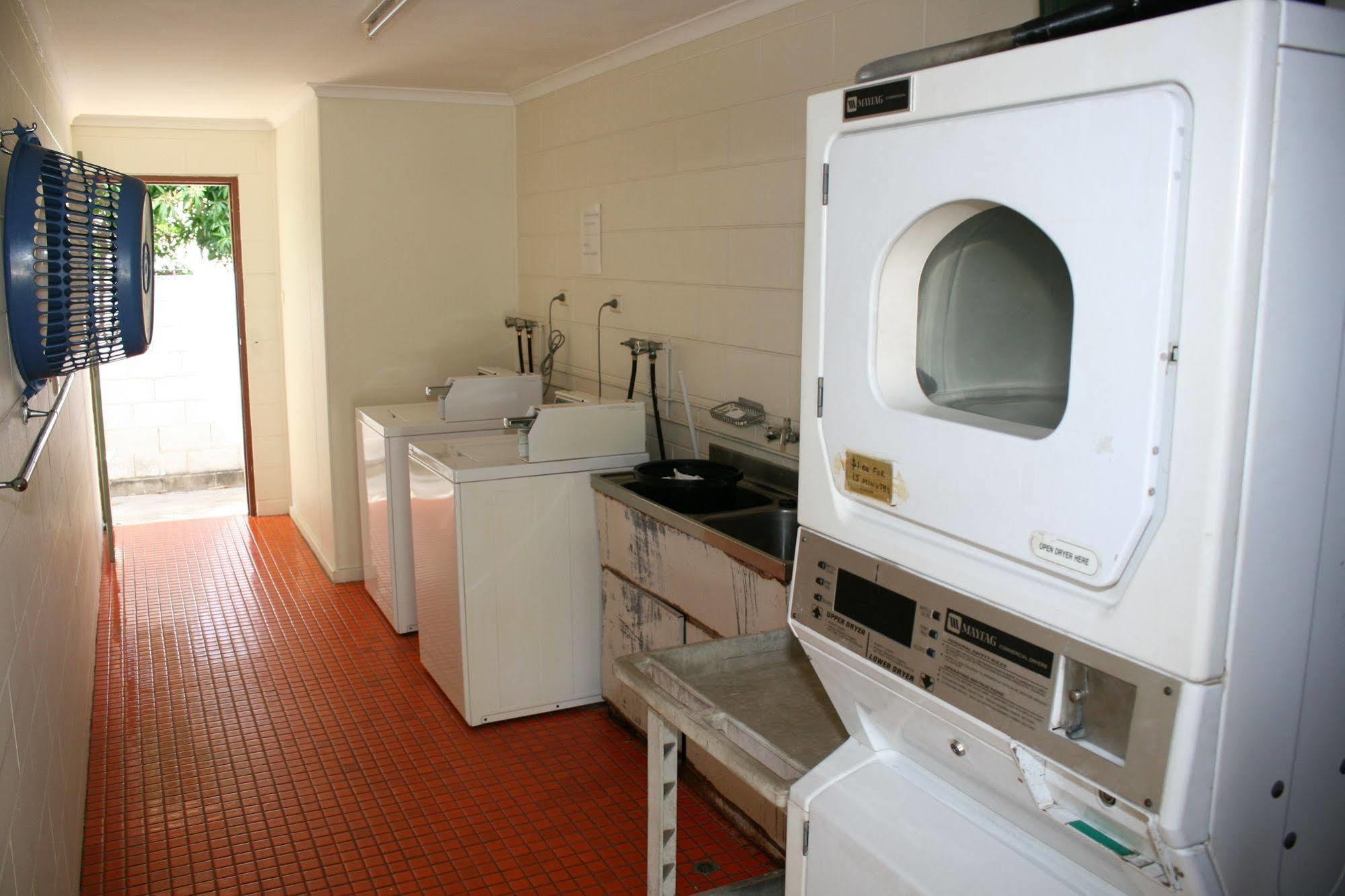 Billabong Lodge Motel Townsville Eksteriør billede