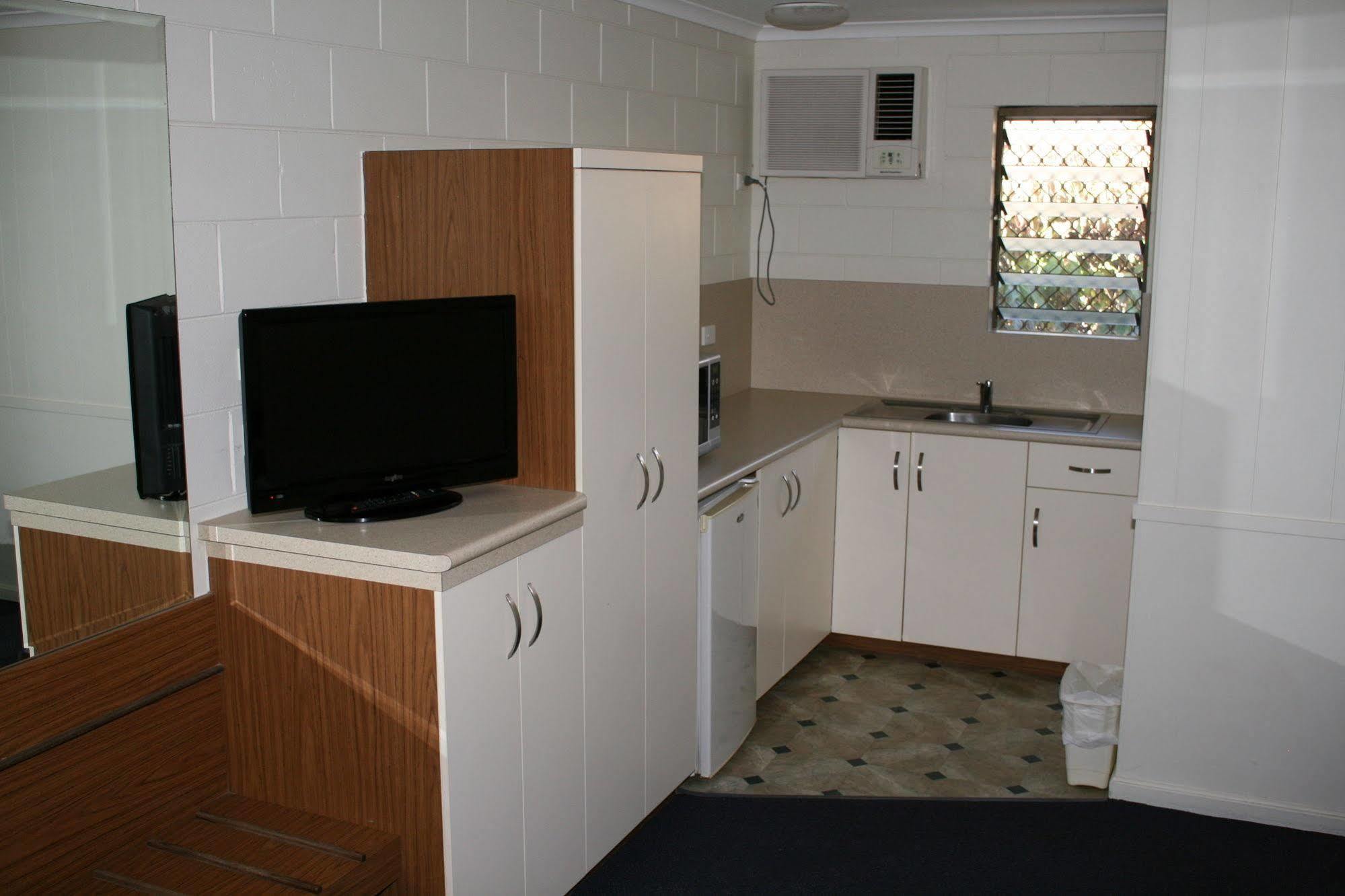 Billabong Lodge Motel Townsville Eksteriør billede